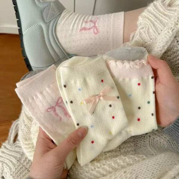 Sweet Bowknot Tied Middle Tube Socks Women Heel Bow Socks Casual Black White Pile Socks Girls Sports Cotton Socks